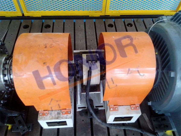 電動(dòng)汽車(chē)變速箱試驗(yàn)臺(tái)